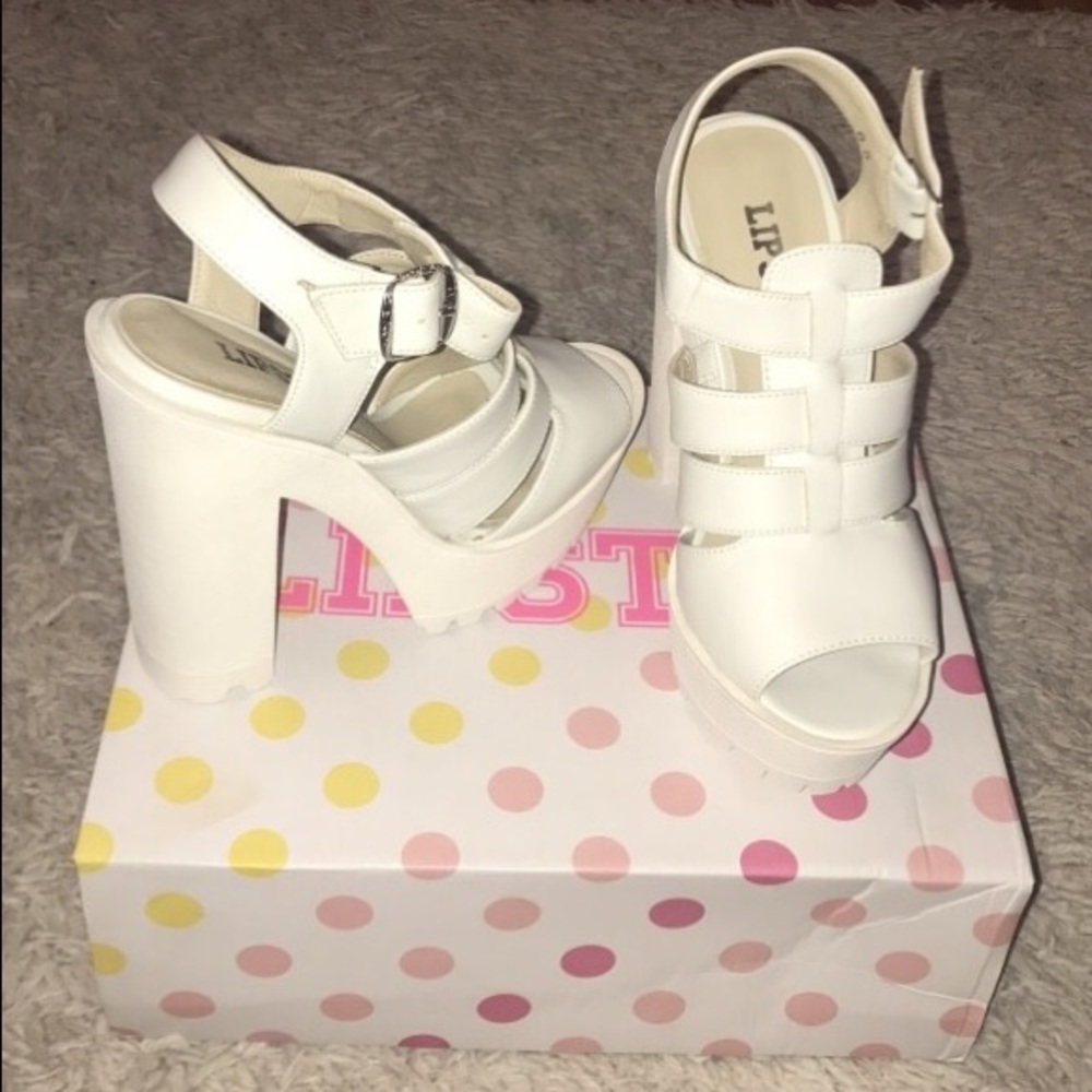 LIPSTIK platforms